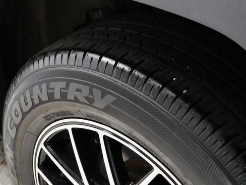 Used 2020 Toyota RAV4 LE w/ Carpet Mat Package FWD image 19