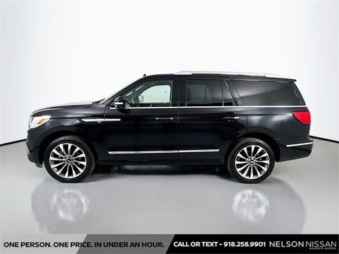 Used 2021 Lincoln Navigator Reserve image 8