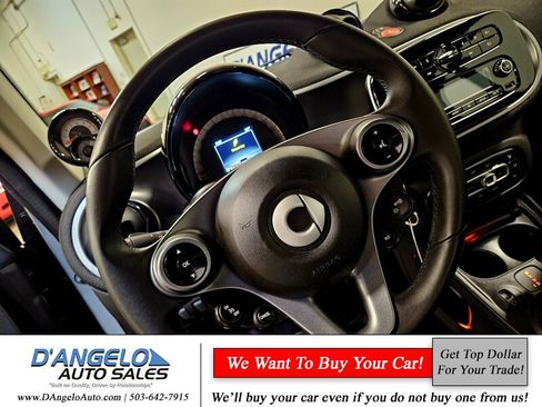 Used 2016 smart fortwo Prime image 20