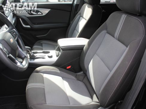 Certified 2023 Chevrolet Blazer LT w/ Convenience Package image 11