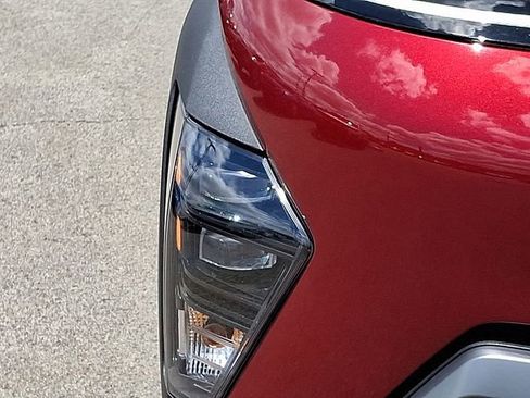 Certified 2026 Hyundai Kona SE image 9