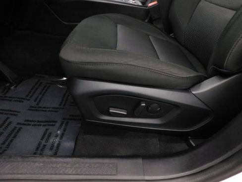 Used 2022 Ford Explorer XLT image 22