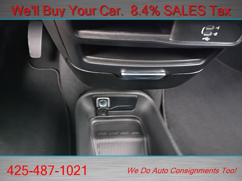 Used 2026 Chrysler Pacifica Select FWD image 35
