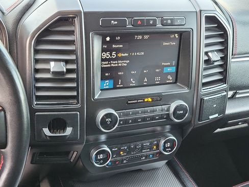 Used 2019 Ford Expedition Limited w/ Equipment Group 303A RWD image 15