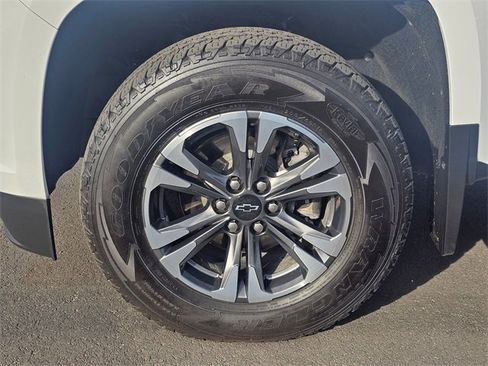 Used 2021 Chevrolet Colorado Z71 w/ Safety Package image 8