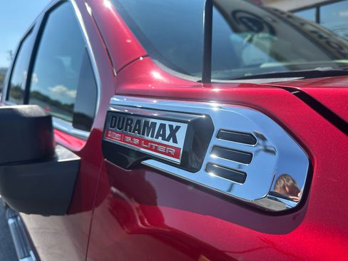 Used 2024 GMC Sierra 3500 Denali image 10