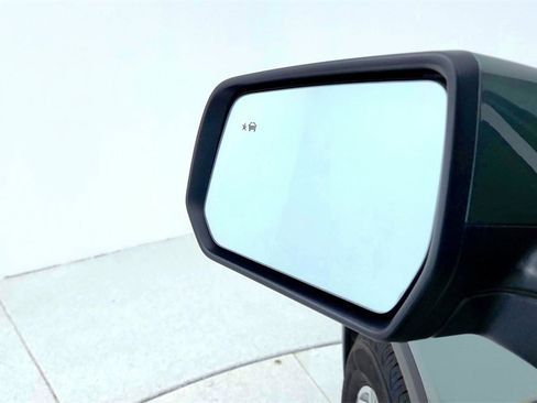 Certified 2023 Chevrolet Traverse LT image 18