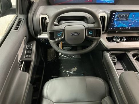 New 2026 Ford Expedition Active AWD/4WD image 11