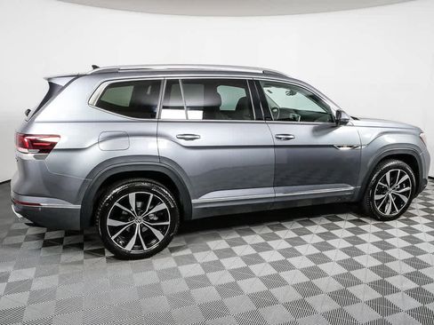 Certified 2025 Volkswagen Atlas SEL Premium R-Line image 2