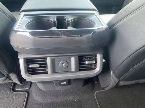 New 2025 Ford F150 Lariat w/ Equipment Group 501A Mid image 11