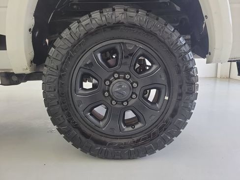 Used 2017 RAM 2500 Laramie w/ Sport Appearance Group AWD/4WD image 11