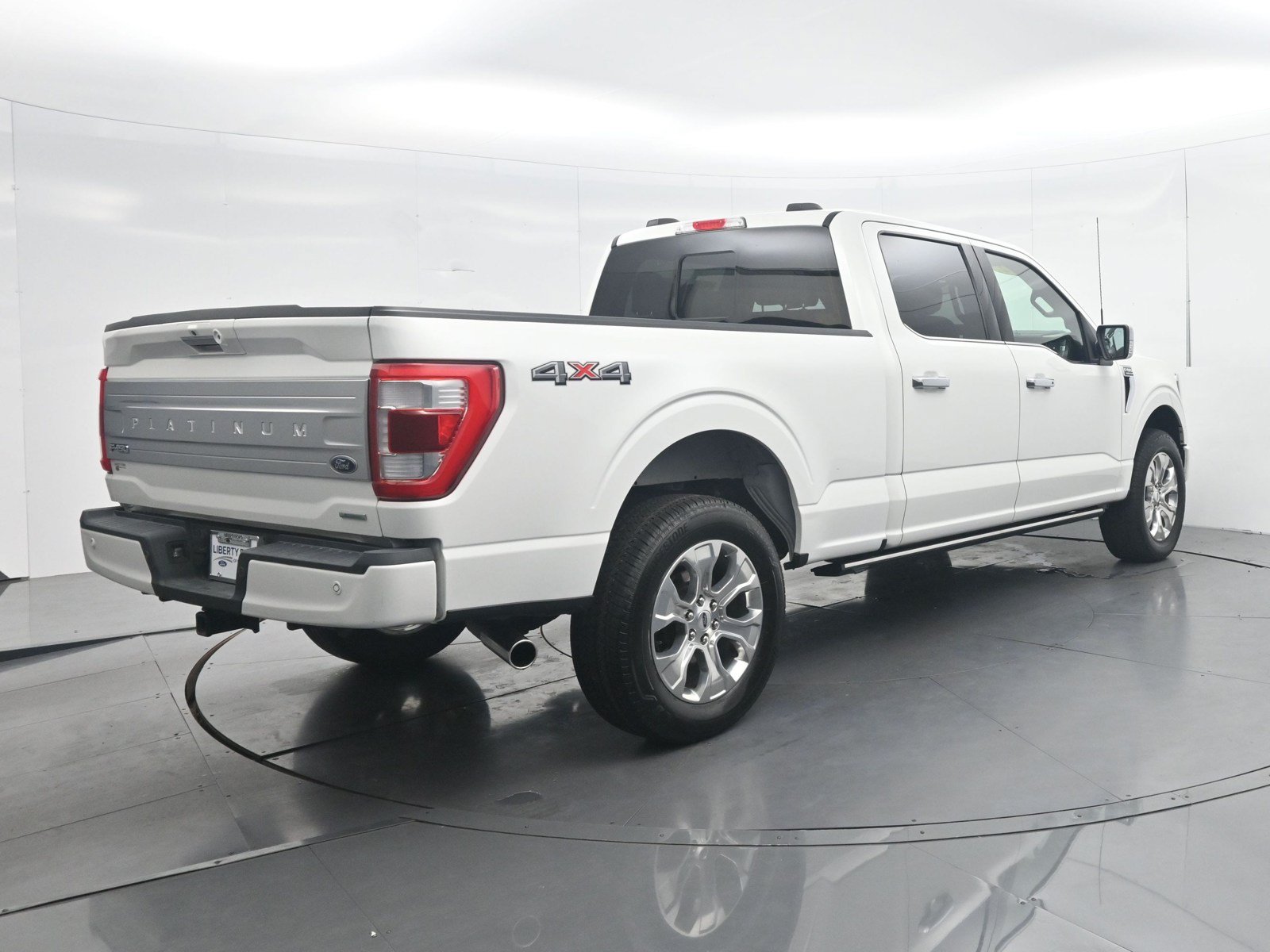 Used 2022 Ford F150 Platinum AWD/4WD image 5