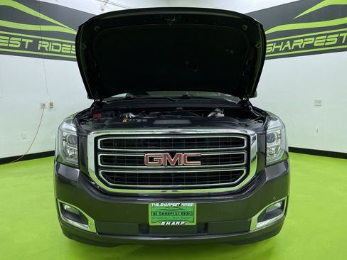 Used 2017 GMC Yukon XL SLT image 4