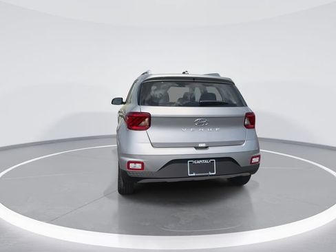 New 2026 Hyundai Venue SEL FWD image 7