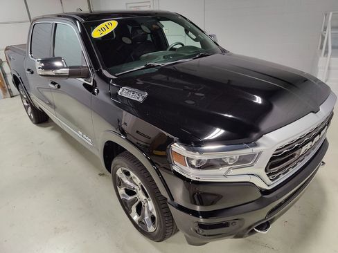 Used 2019 RAM 1500 Limited image 2