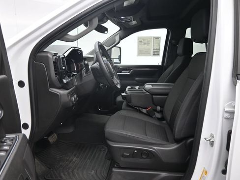 Used 2025 Chevrolet Silverado 2500 LT w/ Convenience Package AWD/4WD image 23