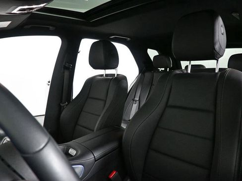 Certified 2025 Mercedes-Benz GLE 450e 4MATIC image 6