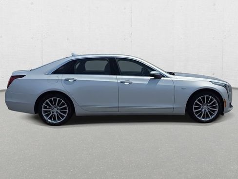 Used 2018 Cadillac CT6 Luxury AWD/4WD image 4