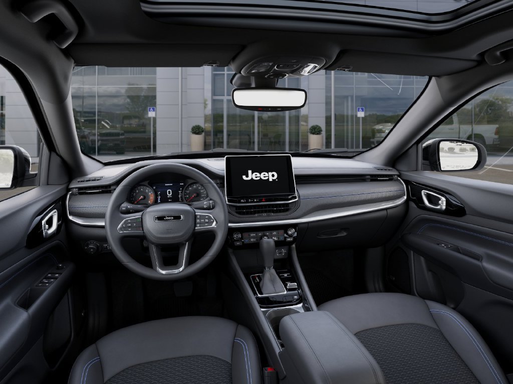 New 2026 Jeep Compass Latitude w/ Quick Order Package 29K AWD/4WD image 18