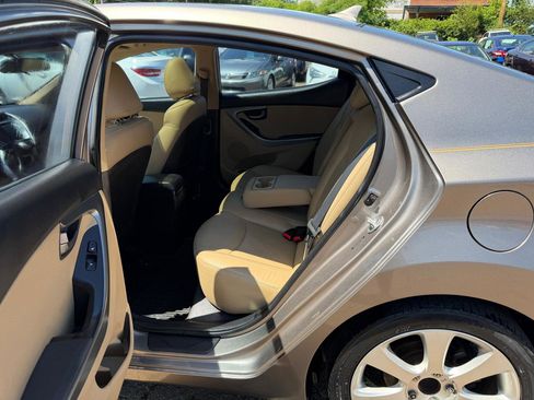 Used 2012 Hyundai Elantra Limited w/ Technology Pkg 5 FWD image 15
