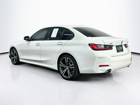 Used 2023 BMW 330i xDrive Sedan w/ Premium Package AWD/4WD image 5
