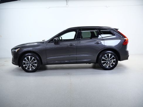 Used 2025 Volvo XC60 B5 Core AWD/4WD image 10