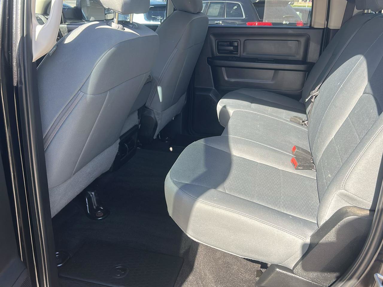 Used 2017 RAM 2500 Tradesman w/ Chrome Appearance Group AWD/4WD image 12