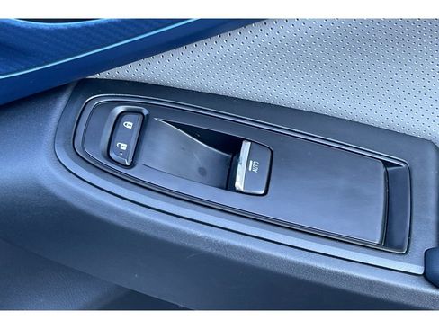 Certified 2023 Subaru Crosstrek Hybrid w/ Moonroof Package w/Navigation image 21