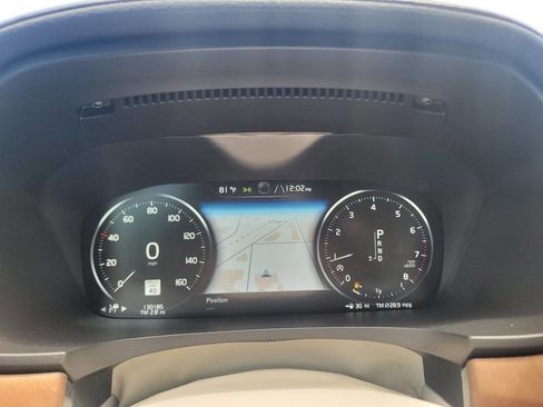 Used 2017 Volvo S90 T5 Inscription w/ Vision Package FWD image 19