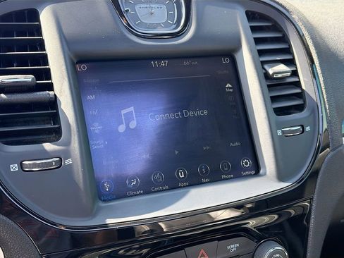 Used 2022 Chrysler 300 S image 15