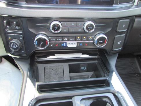 Used 2024 Ford F350 Platinum w/ Tremor Off-Road Package image 29