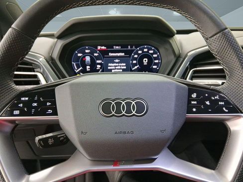 Used 2025 Audi Q4 e-tron Premium Plus w/ Premium Plus AWD/4WD image 15