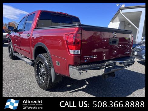 Used 2015 Nissan Titan SV w/ SV Value Truck Package image 3