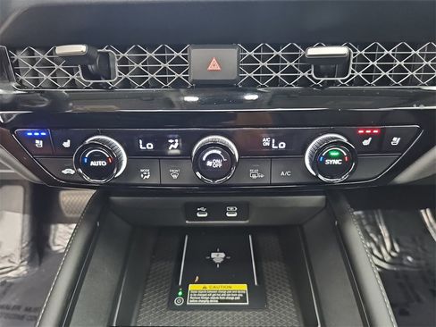 Used 2023 Honda Accord Touring image 30