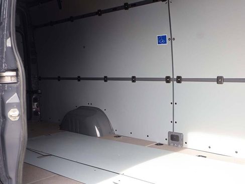 Used 2025 Mercedes-Benz Sprinter 3500 image 17