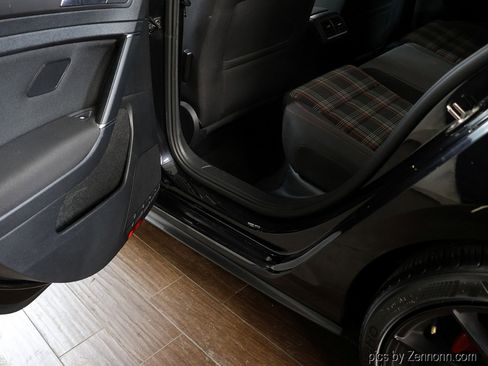 Used 2018 Volkswagen GTI S image 28