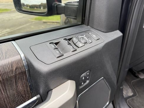 Used 2021 Ford F250 Lariat image 22