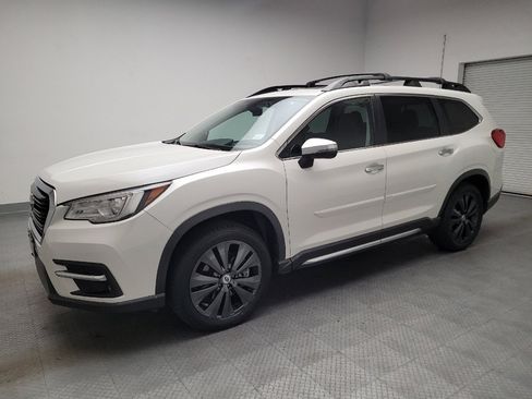 Used 2019 Subaru Ascent Touring w/ Popular Package #3 AWD/4WD image 2