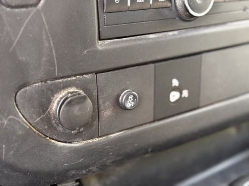 Used 2015 GMC Savana 2500 Extended image 10