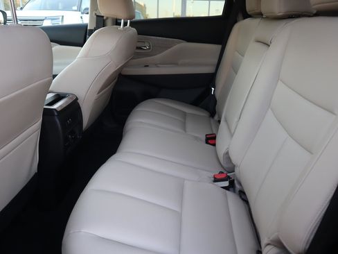 Certified 2024 Nissan Murano SV image 34