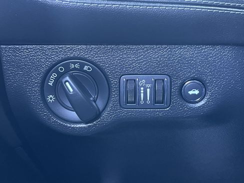 Used 2022 Dodge Challenger R/T Scat Pack image 36