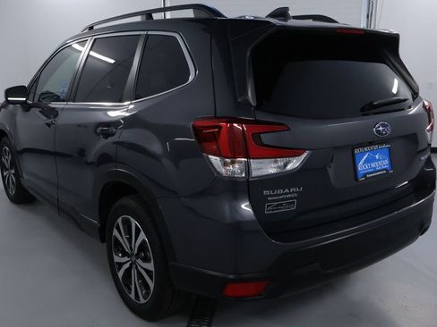 Used 2021 Subaru Forester Limited image 5