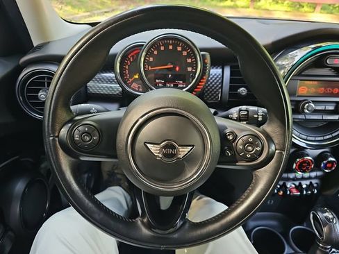 Used 2016 MINI Cooper S FWD image 10