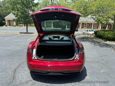 Used 2026 Tesla Model S AWD/4WD image 9