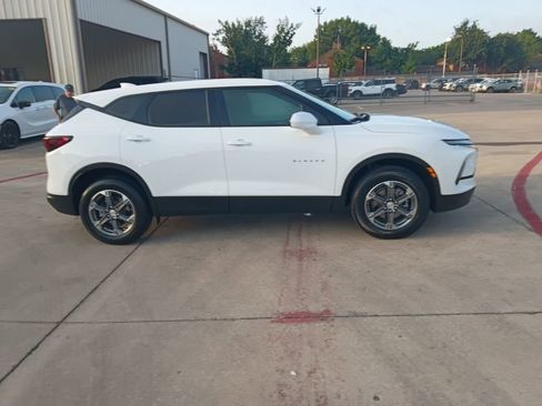 Used 2025 Chevrolet Blazer LT image 6