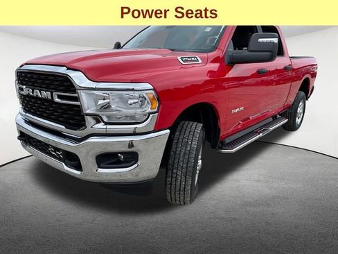 Used 2024 RAM 2500 Big Horn w/ Bed Utility Group image 5