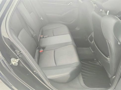 Used 2018 Honda Accord Sport image 30