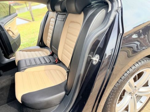 Used 2015 Volkswagen CC R-Line image 17