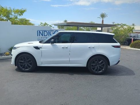 Used 2024 Land Rover Range Rover Sport Dynamic SE AWD/4WD image 8