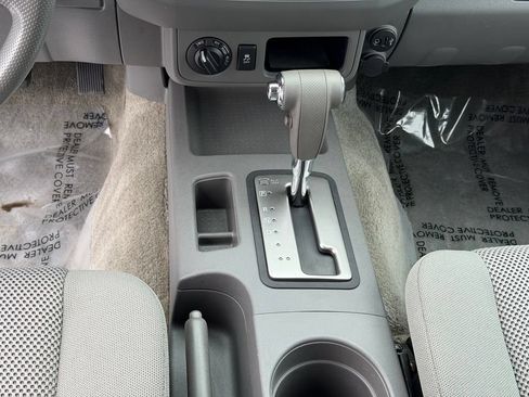 Used 2017 Nissan Frontier SV AWD/4WD image 15